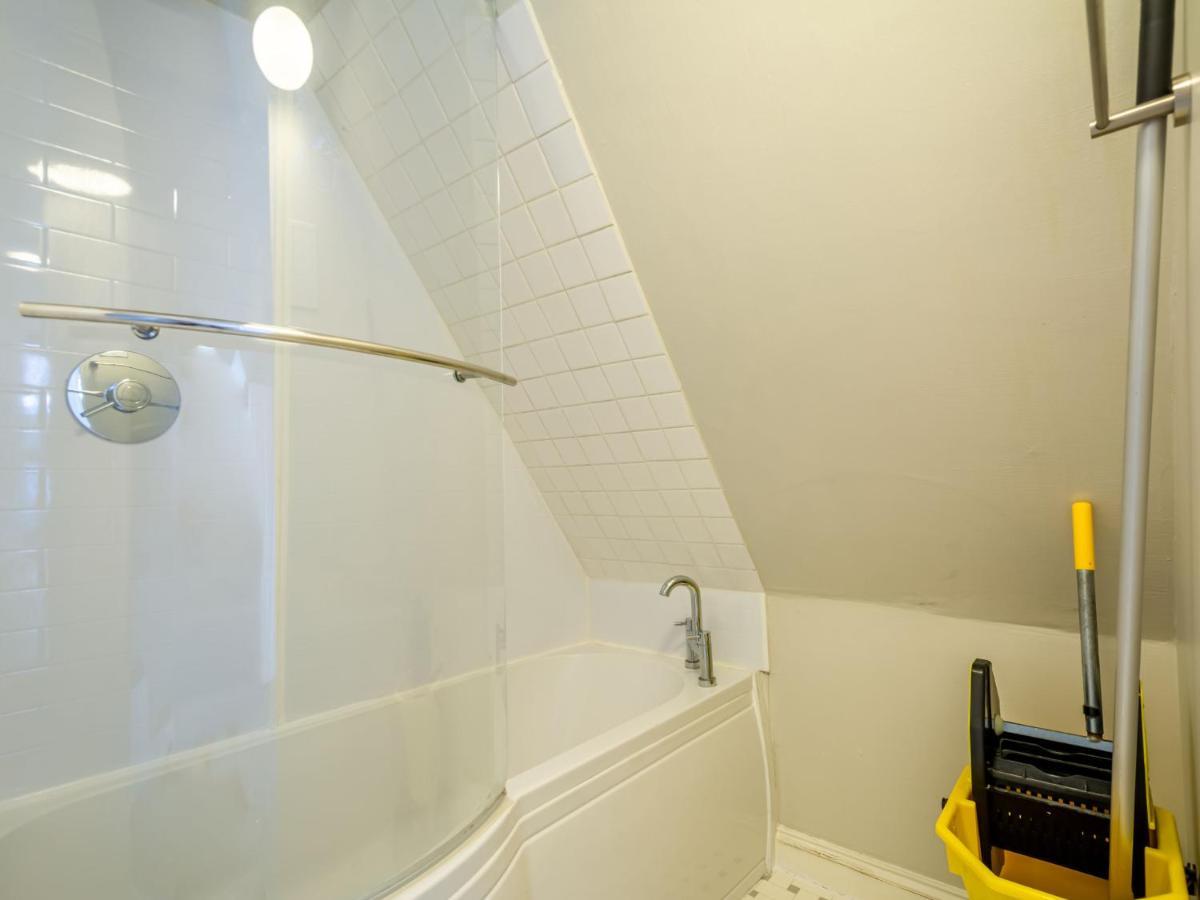 Pass The Keys Renovated Apartment In The Centre Of Cantorbéry Extérieur photo